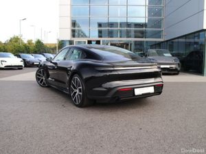 Porsche Taycan Black Edition - Image 3