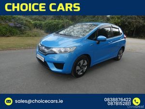 Honda Fit 1.5 AUTO HYBRID ANDROID AUTO - Image 2