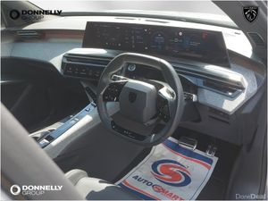 Peugeot 3008 E- Electric Estate GT - Image 3