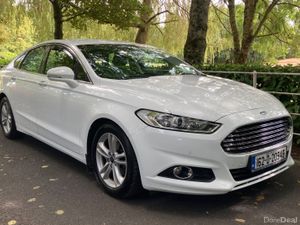 Ford Mondeo 1.5 TDCI 120 bhp Zetec Edition - Image 4