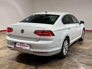 Volkswagen Passat 1.4 TSI ELEGENCE LINE AUTOMATIC - Image 4