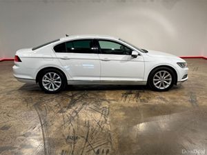Volkswagen Passat 1.4 TSI ELEGENCE LINE AUTOMATIC - Image 3