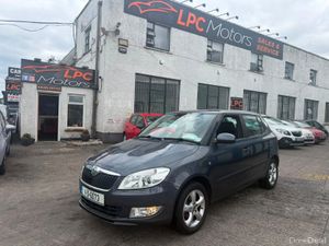 Skoda Fabia 2011 - Image 2