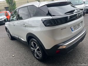 Peugeot 3008 2022 - Image 4