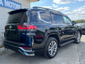 Toyota Land Cruiser AMAZON 3.3 DIESEL AUTOMATIC // - Image 4