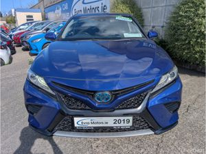 Toyota Camry WS HYBRID AUTOMATIC 2.5 PETROL //HALF - Image 2