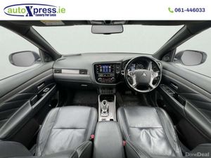 Mitsubishi Outlander 2.4 PHEV, Reversing camera, A - Image 2