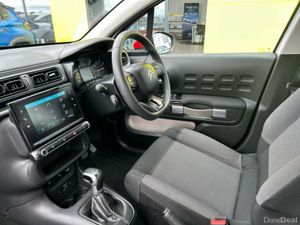Citroen C3 FEEL PURETECH 110 S&S EAT6 4 4DR - Image 3