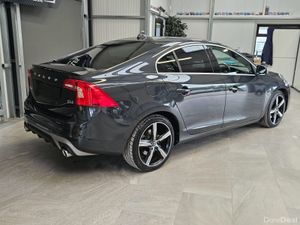17 VOLVO S60 D4 R-DESIGN NAV 190BHP - Image 2