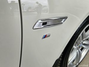 161 BMW 520 M-SPORT ^^^^^RARE SUNROOF^^^^^AUTO - Image 4