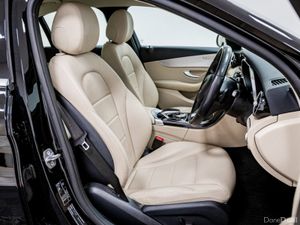 Mercedes-Benz C-Class C200d Avantgarde Auto 135HP - Image 3