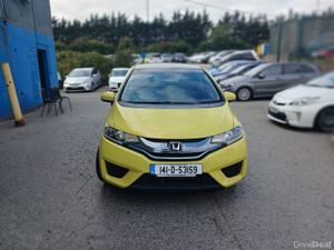 2014 Honda Fit Hybrid Automatic/Leahter Spec - Image 2