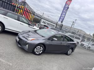 2019 Toyota Prius 1.8 Hybrid - Image 2