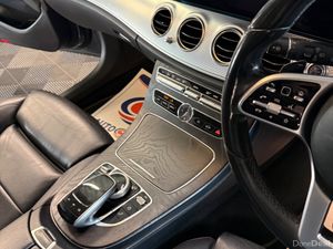 192 Mercedes-Benz E-Class E 220 D AVANTGARDE ESTAT - Image 3