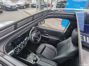 MERCEDES-BENZ EQB 300 4MATIC ART AUTO **7 SEATER** - Image 2