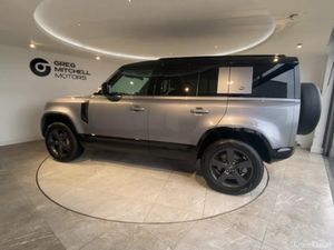 Land Rover Defender 3.0 D300 X-Dynamic HSE 110 5dr - Image 2