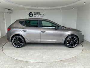 SEAT Leon 1.6 TDI 110 SE Dynamic Technology 5dr - Image 4