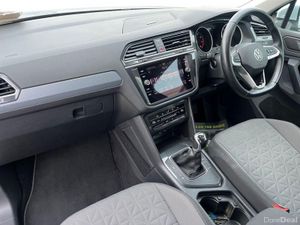 Volkswagen Tiguan 1.5 TSI 130HP Life - Image 3