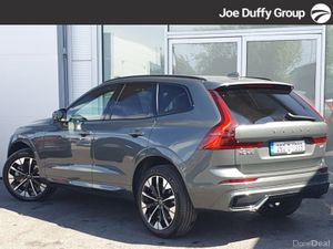 Volvo XC60 T6 AWD PHEV Plus Dark - Image 3