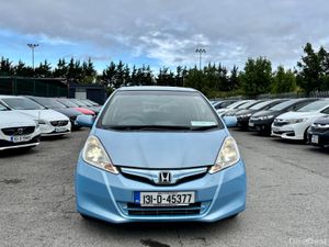 HONDA FIT 2013 / Hybrid/ - Image 2