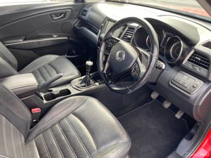 2016 SsangYong Tivoli XLV 4X2 EL 1.6 MD 5DR - Image 4