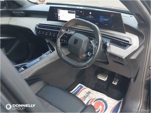 Peugeot 3008 E- Electric Estate Allure - Image 4