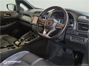 Nissan LEAF Hatchback Tekna - Image 4