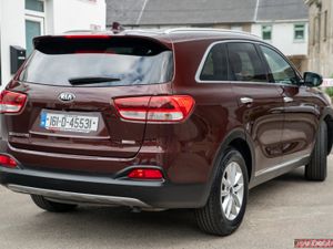 2016 Kia Sorento 2.2 Diesel Platinum 7 Seater - Image 2