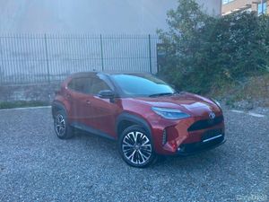 2022 Toyota Yaris Cross Hybrid - Image 4