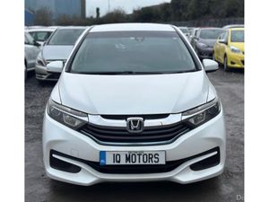 Honda Shuttle 1.5L Petrol-Hybrid Estate Automatic - Image 2