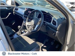 Volkswagen T-Roc 1.0TSI 110BHP STYLE WITH REVIEW C - Image 4