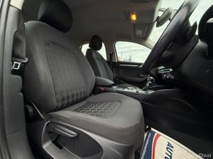 Audi A3 ( 152 REG ) 1.4 TFSI AUTOMATIC - REVERSING - Image 4