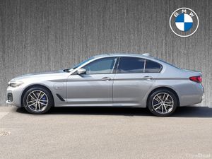 BMW 5-Series 530e M Sport Saloon - Image 4