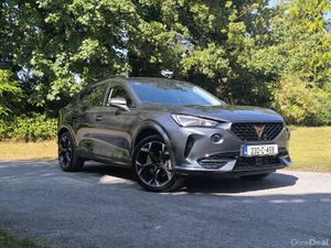232 Cupra Formentor 1.4 E-Hybrid 204 hp DSG - Image 2