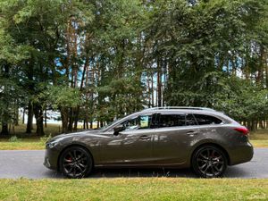 Mazda 6 Platinium Tourer estate - Image 4