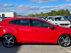 VOLVO V40 - 2018 /2.0, DIESEL, D4/ - Image 4