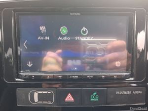 161 Mitsubishi Outlander  2.0 Petrol 4 Wheel Drive - Image 3