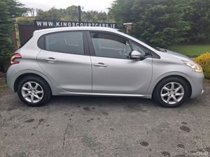 151 Peugeot 208 1.0L Petrol Only 40,000 miles... - Image 4