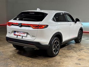 Honda Vezel 1.5 HYBRID AUTOMATIC - FACTORY ALLOYS - Image 4