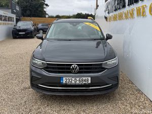 Volkswagen Tiguan Life 2.0tdi D7F 150HP 5 - Image 3