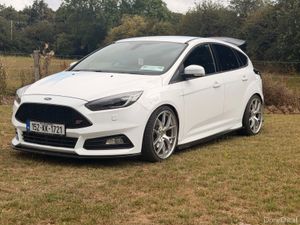 Ford Focus ST2 2015 - Image 2