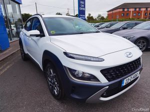 HYUNDAI KONA EXECUTIVE AUTOMATIC PETROL HYBRID - Image 3