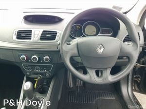 Renault Megane COUPE - Image 2