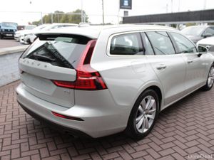 2019 VOLVO V60 T5 - Image 4