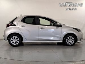 Toyota Yaris 1.5 - Image 2