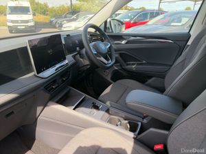 Volkswagen Tiguan EDITION 75 2.0TDI DSG 150HP - Image 3