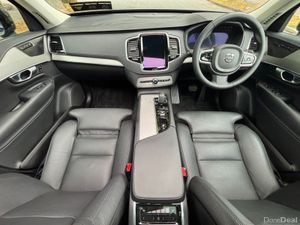 Volvo XC90 2.0 - Image 2