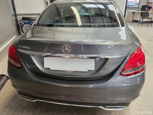 17 MERCEDES-BENZ C200 D  AVANTGARDE EDITION - Image 4