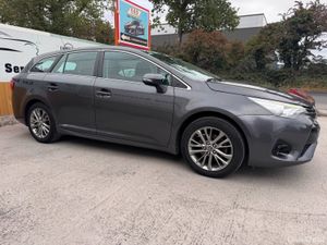 181 Toyota Avensis 1.6D Luna Touring Sports - Image 2