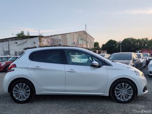 Peugeot 208 5D ALLUR 1.2L Petrol Automatic - Low m - Image 4